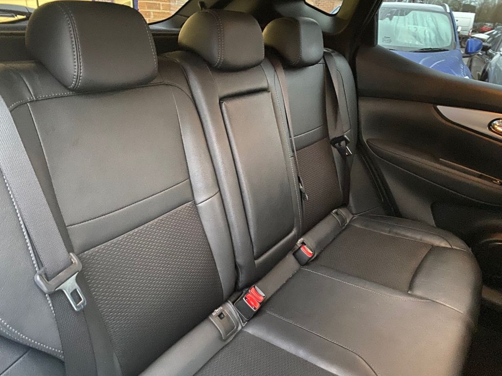 Used Nissan Qashqai 2018 for sale - 76986371: Photo 15