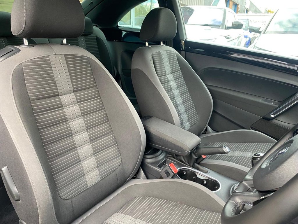 Used Volkswagen Beetle 2015 for sale - 77369286: Photo 12