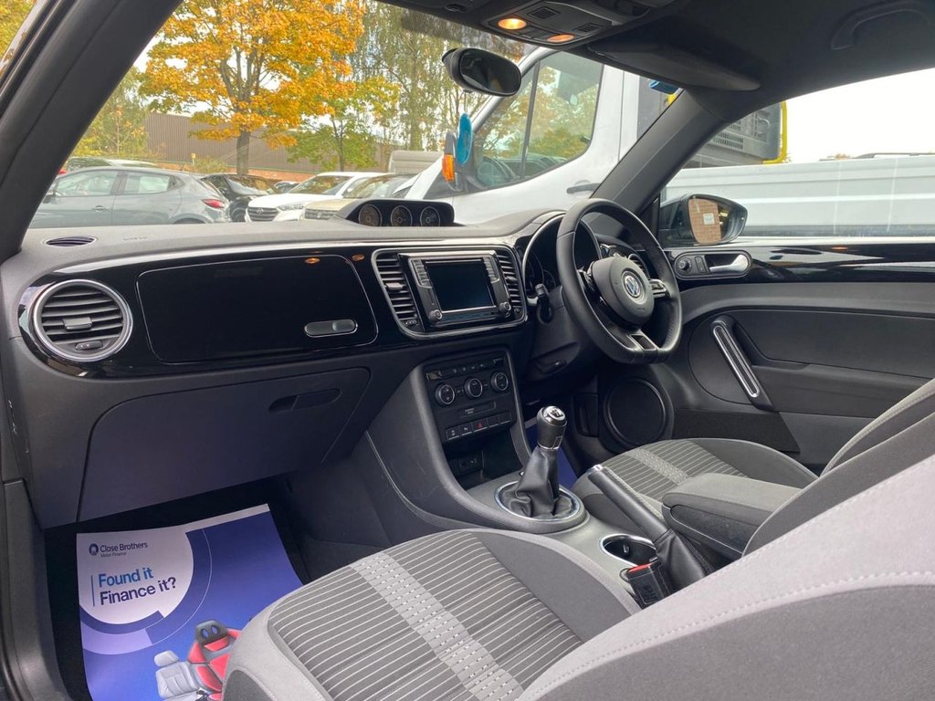 Used Volkswagen Beetle 2015 for sale - 77369286: Photo 15