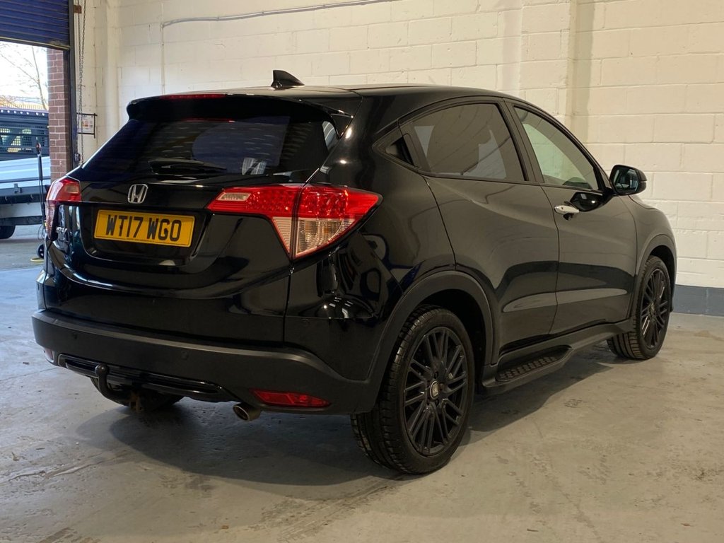 Used Honda HR-V 2017 for sale - 77048653: Photo 8