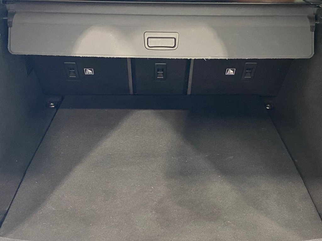 Used Land Rover Range Rover Velar 2018 for sale - 76604375: Photo 11