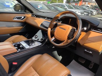 Used Land Rover Range Rover Velar 2018 for sale - 76604375: Photo