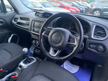 Used Jeep Renegade 2017 for sale - 78569383: Photo