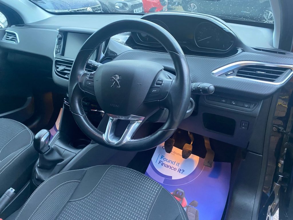 Used Peugeot 208 2019 for sale - 77765321: Photo 2