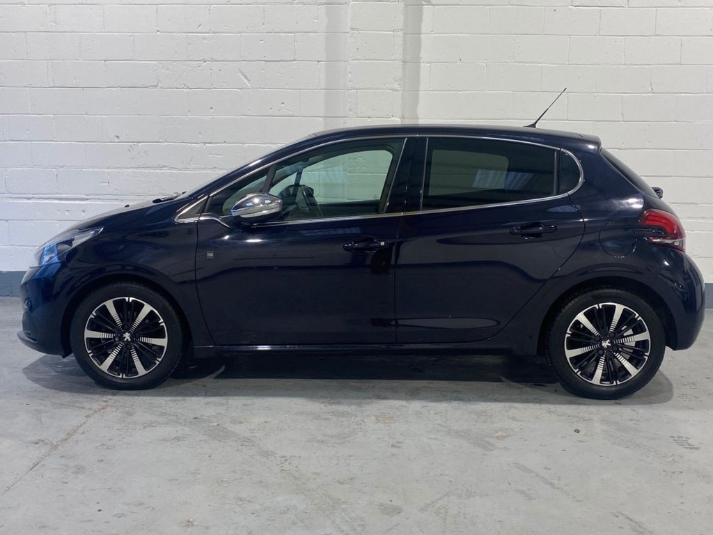 Used Peugeot 208 2019 for sale - 77765321: Photo 8