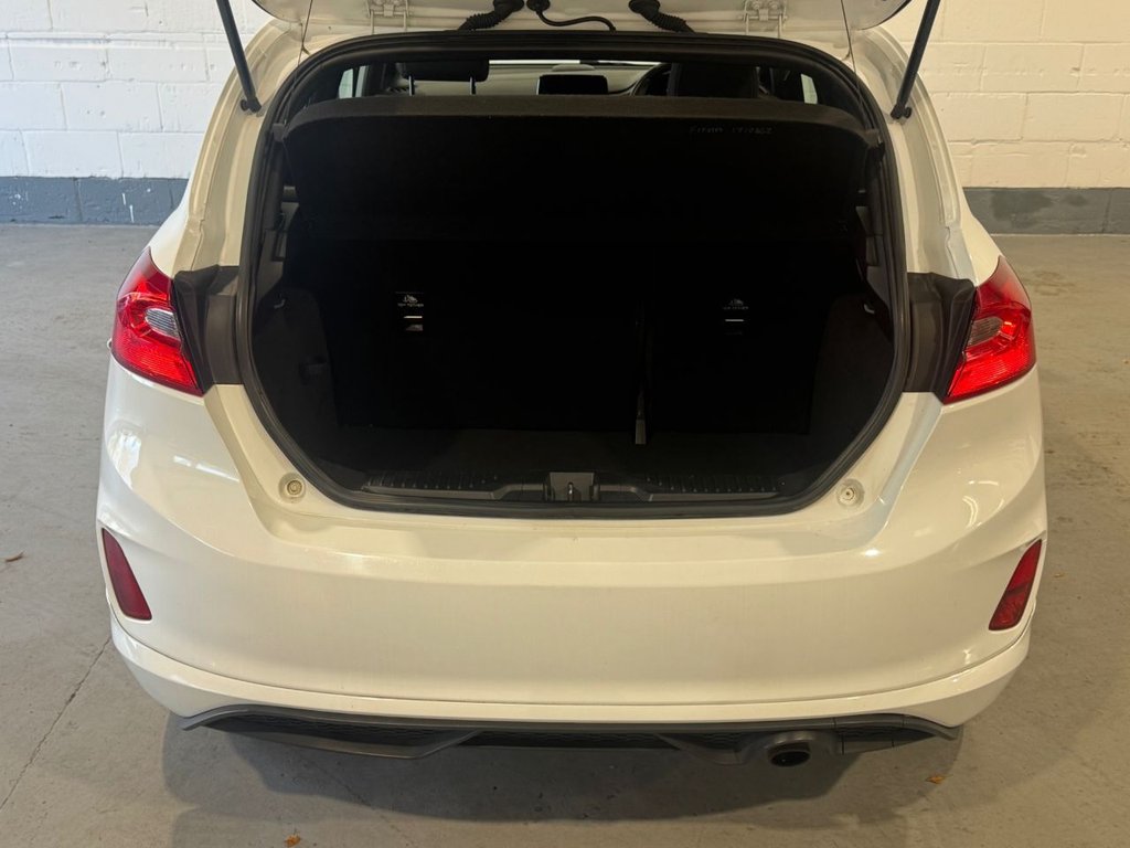 Used Ford Fiesta 2018 for sale - 76642812: Photo 11