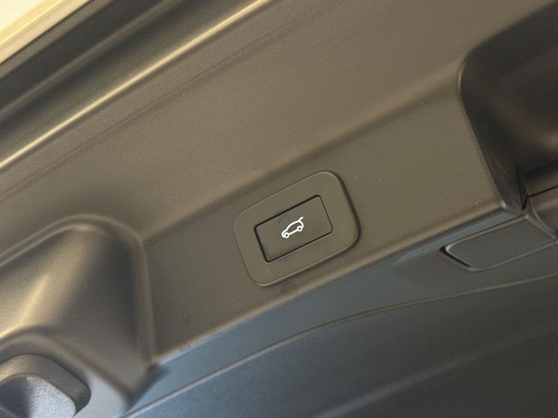 Used Jaguar F-Pace 2024 for sale - 76981651: Photo 42