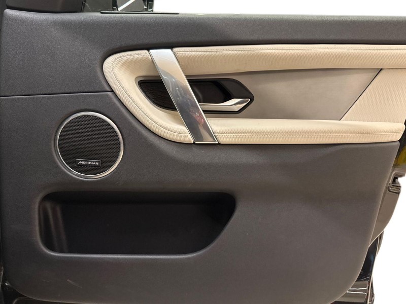 Used Land Rover Discovery Sport 2022 for sale - 76982035: Photo 22