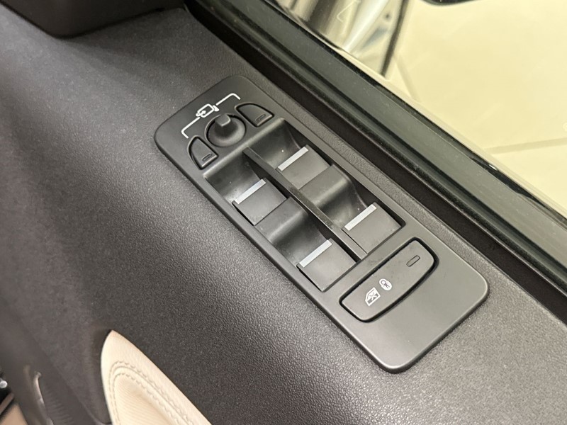 Used Land Rover Discovery Sport 2022 for sale - 76982035: Photo 23