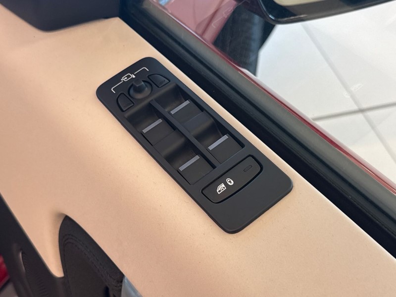 Used Land Rover Discovery Sport 2023 for sale - 76982248: Photo 22