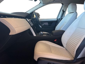 Used Land Rover Discovery Sport 2023 for sale - 76982248: Photo