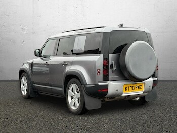 Used Land Rover Defender 2021 for sale - 77662110: Photo