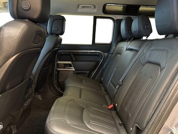 Used Land Rover Defender 2021 for sale - 77662110: Photo