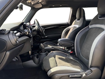 Used MINI Hatch 2019 for sale - 78791777: Photo