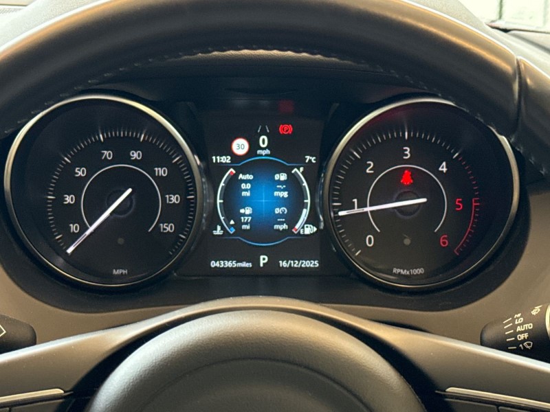 Used Jaguar E-Pace 2018 for sale - 76981849: Photo 16