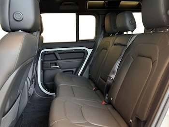 Used Land Rover Defender 2025 for sale - 77830036: Photo