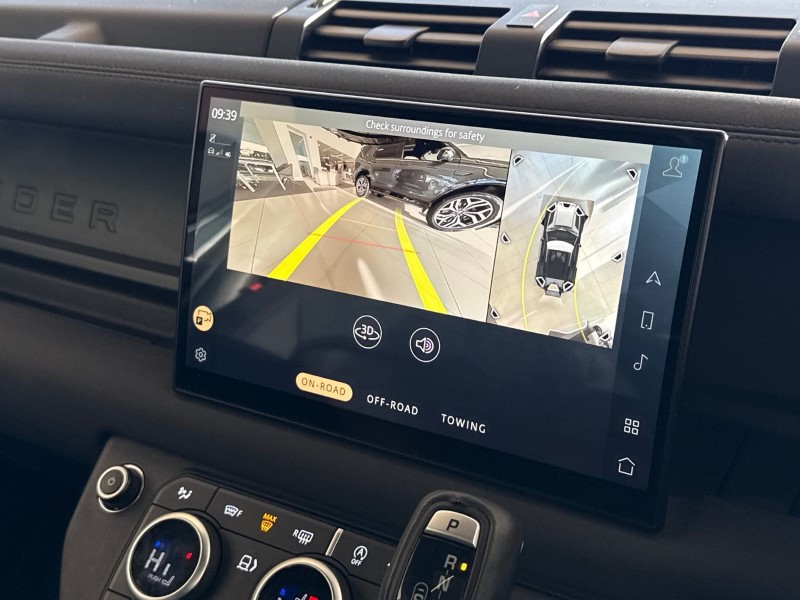 Used Land Rover Defender 2022 for sale - 77353929: Photo 12