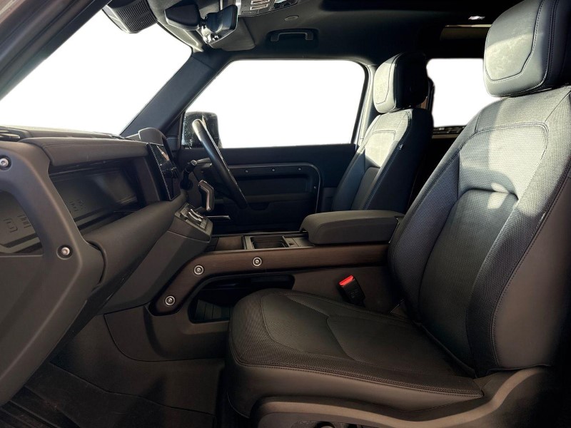 Used Land Rover Defender 2022 for sale - 77353929: Photo 3