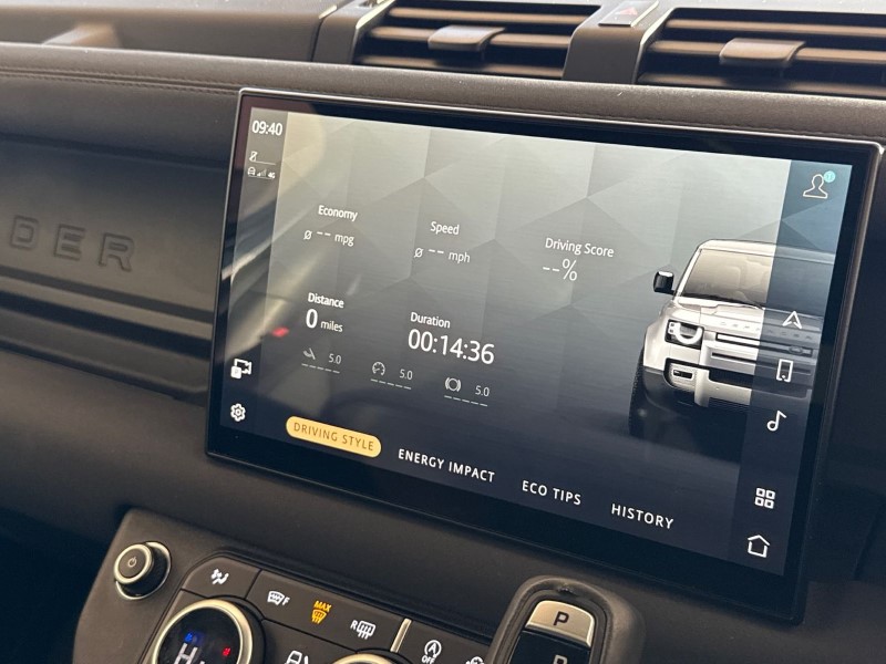 Used Land Rover Defender 2022 for sale - 77353929: Photo 31