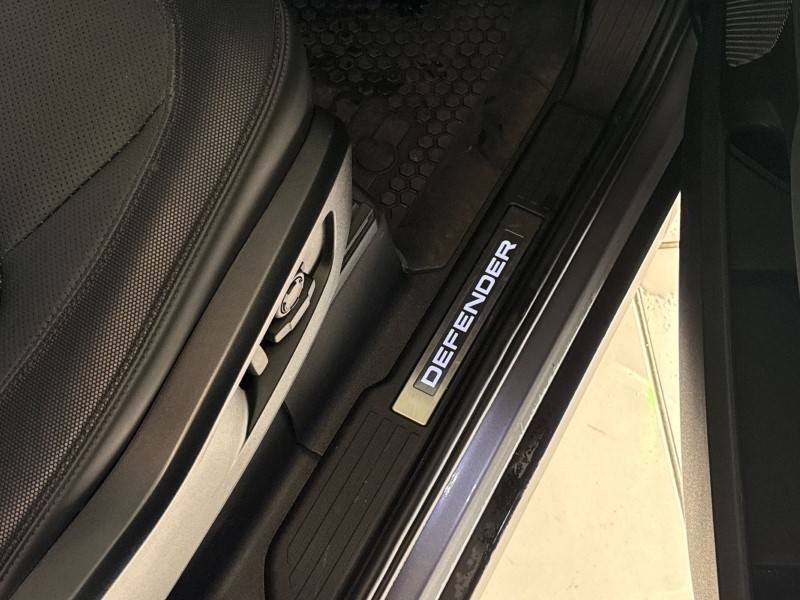 Used Land Rover Defender 2022 for sale - 77353929: Photo 35