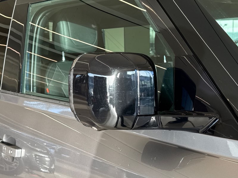 Used Land Rover Defender 2022 for sale - 77353929: Photo 46