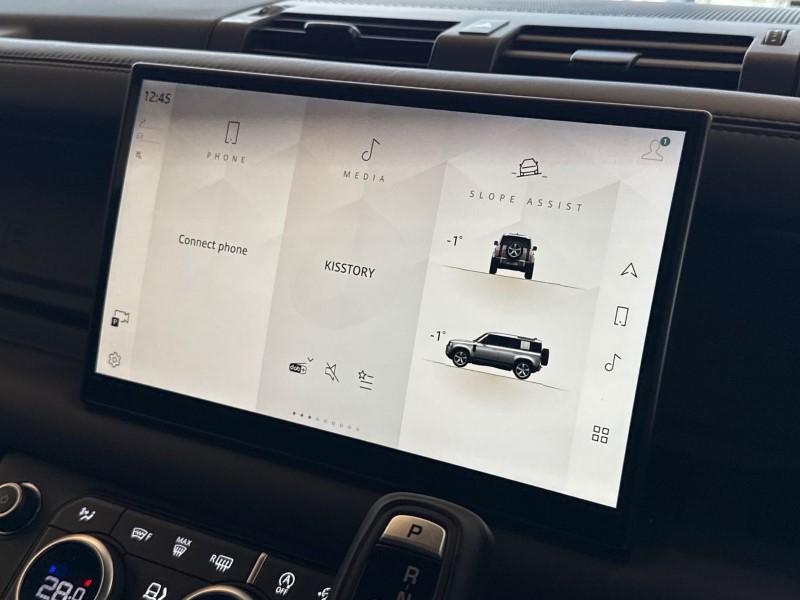 Used Land Rover Defender 2024 for sale - 76982107: Photo 29