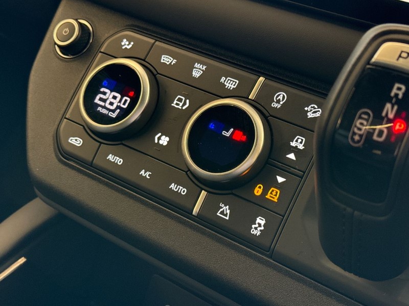 Used Land Rover Defender 2024 for sale - 76982107: Photo 35