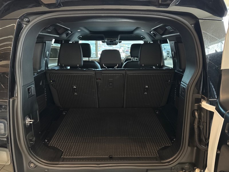 Used Land Rover Defender 2025 for sale - 78042267: Photo 10