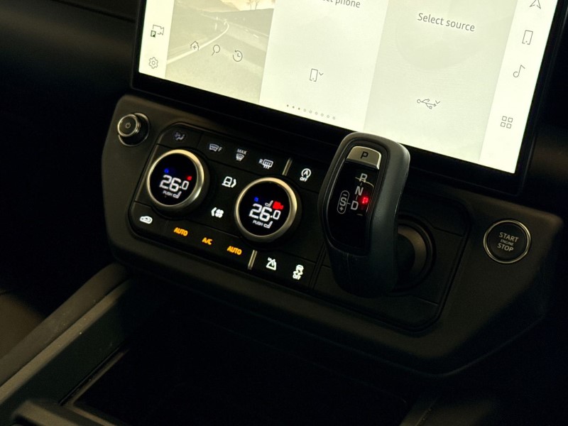 Used Land Rover Defender 2025 for sale - 78042267: Photo 13