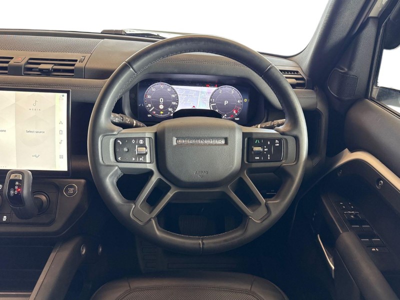 Used Land Rover Defender 2025 for sale - 78042267: Photo 15