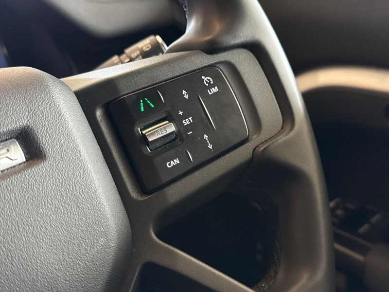 Used Land Rover Defender 2025 for sale - 78042267: Photo 29