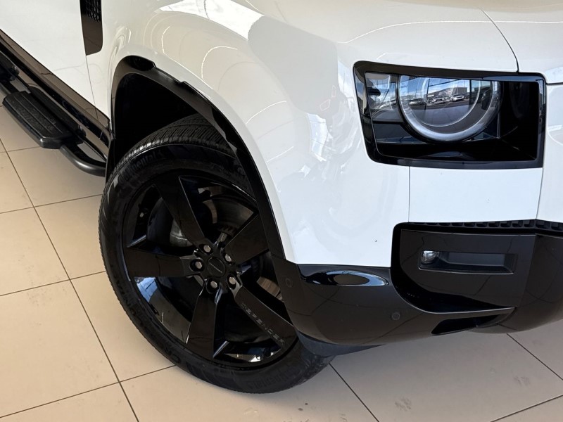 Used Land Rover Defender 2025 for sale - 78042267: Photo 39