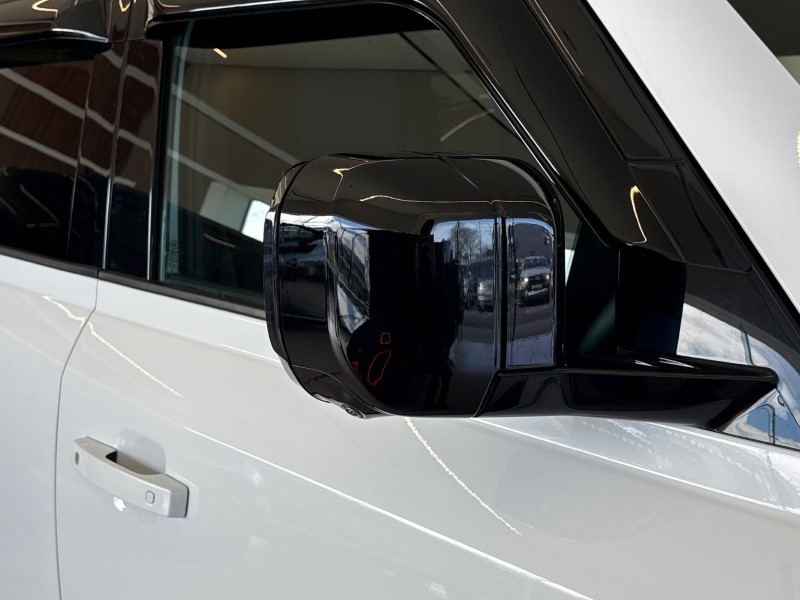 Used Land Rover Defender 2025 for sale - 78042267: Photo 47