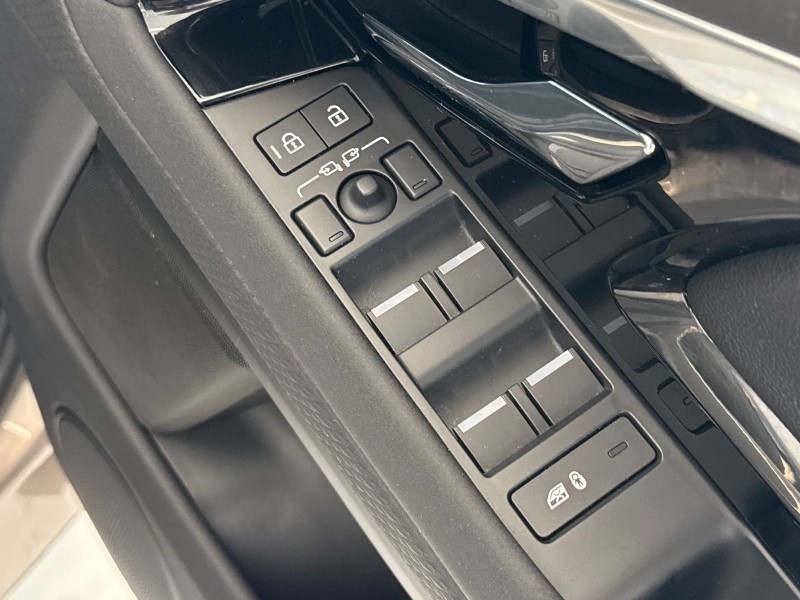 Used Land Rover Range Rover Evoque 2023 for sale - 77778641: Photo 23