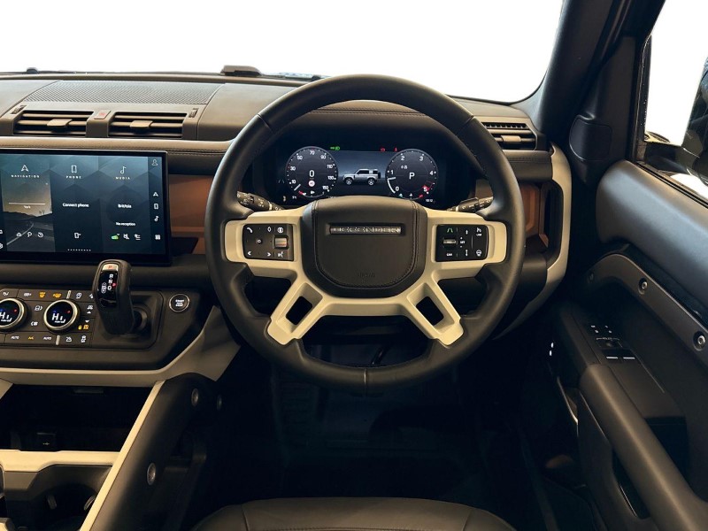 Used Land Rover Defender 2025 for sale - 77435254: Photo 15