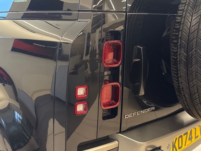 Used Land Rover Defender 2025 for sale - 77435254: Photo 19