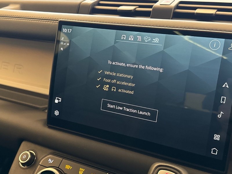 Used Land Rover Defender 2025 for sale - 77435254: Photo 32