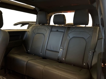 Used Land Rover Defender 2025 for sale - 77435254: Photo