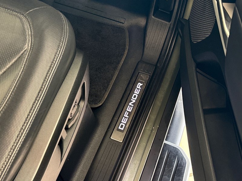 Used Land Rover Defender 2022 for sale - 78199105: Photo 38