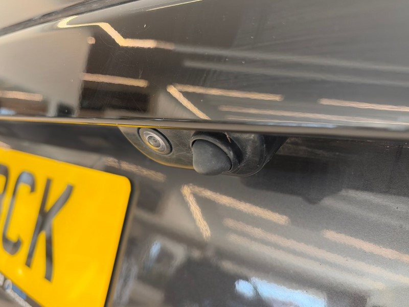 Used Land Rover Discovery 2019 for sale - 77834035: Photo 43