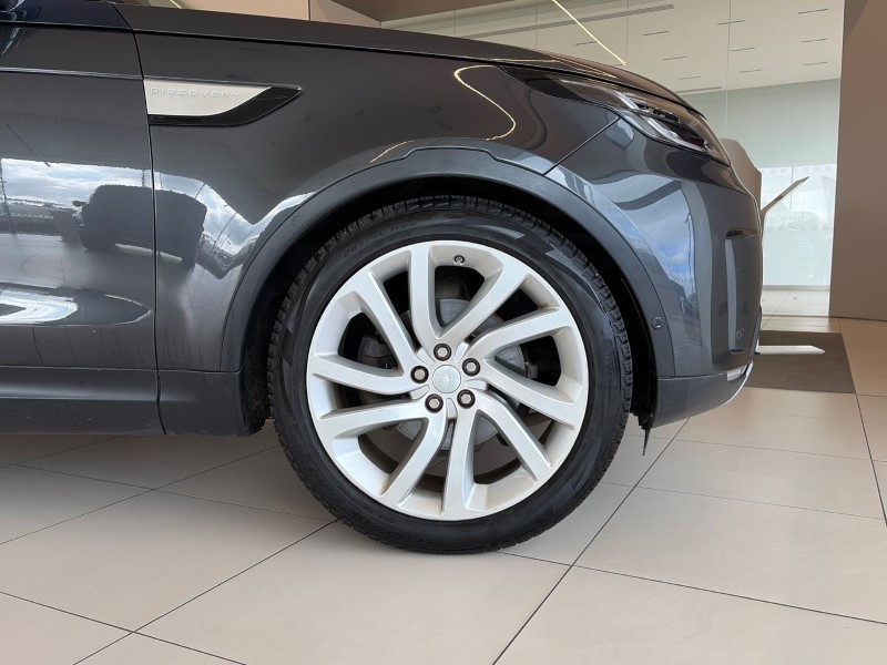 Used Land Rover Discovery 2019 for sale - 77834035: Photo 8