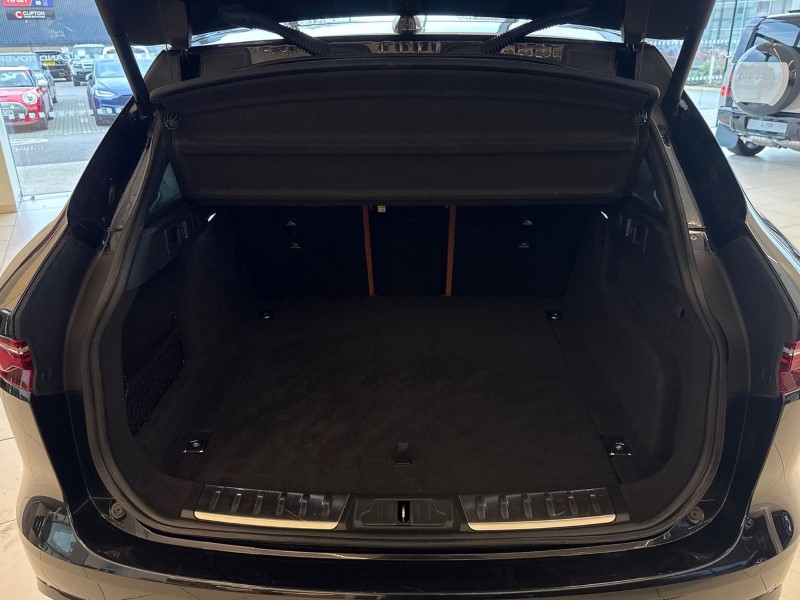 Used Jaguar F-Pace 2023 for sale - 77649898: Photo 10