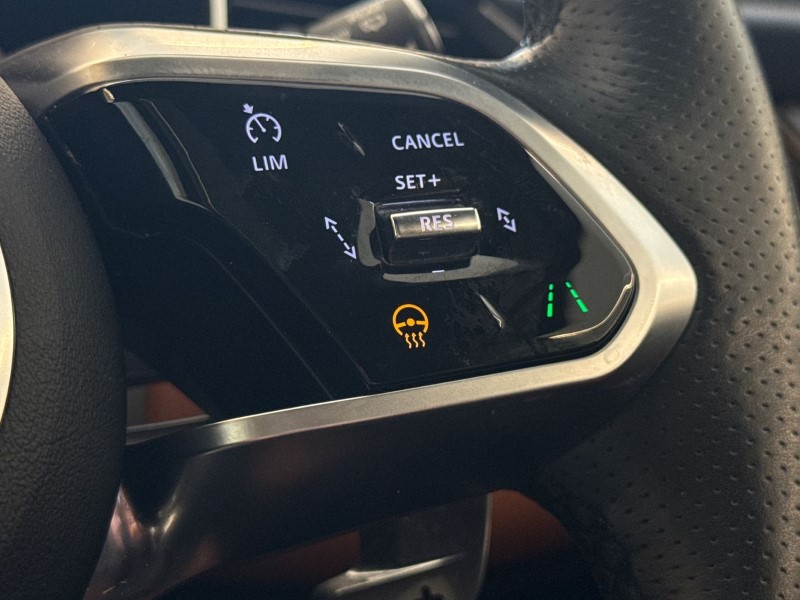 Used Jaguar F-Pace 2023 for sale - 77649898: Photo 27