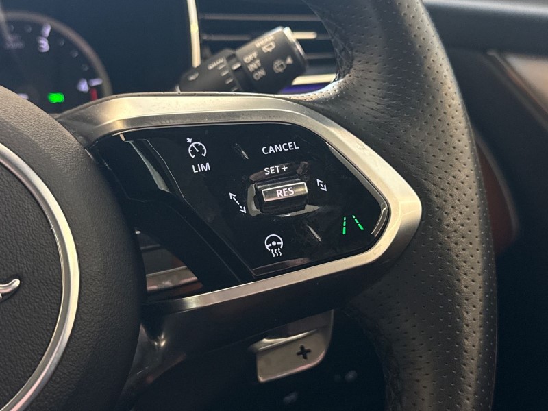 Used Jaguar F-Pace 2023 for sale - 77649898: Photo 29