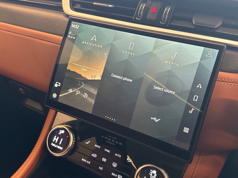 Used Jaguar F-Pace 2023 for sale - 77649898: Photo 30