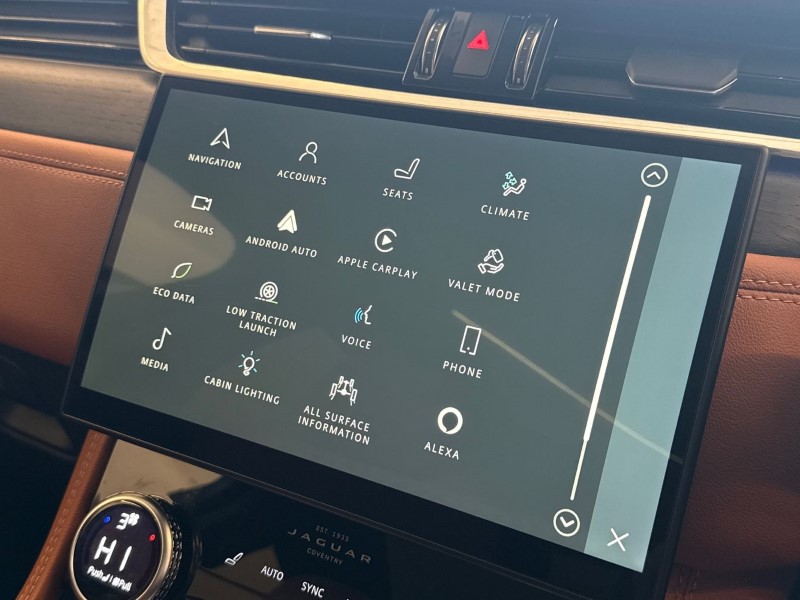 Used Jaguar F-Pace 2023 for sale - 77649898: Photo 31