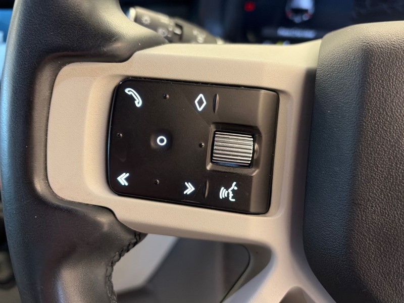 Used Land Rover Defender 2022 for sale - 77803945: Photo 29