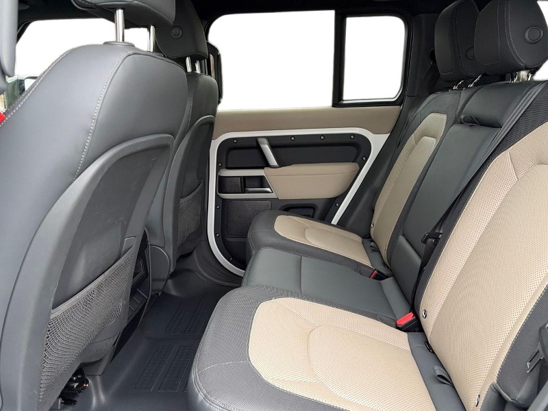 Used Land Rover Defender 2022 for sale - 77803945: Photo 4