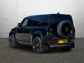 Used Land Rover Defender 2023 for sale - 79512318: Photo
