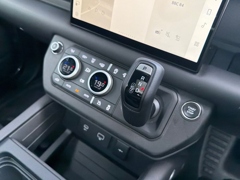 Used Land Rover Discovery 2026 for sale - 77950823: Photo 13